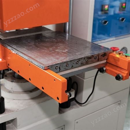 机械设备ZY-S08硅胶商标一体真空平板硫化机 四柱平板加热硫化机