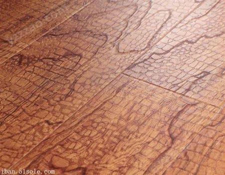 德宝实木地板 仿古纯实木地板 室内木地板